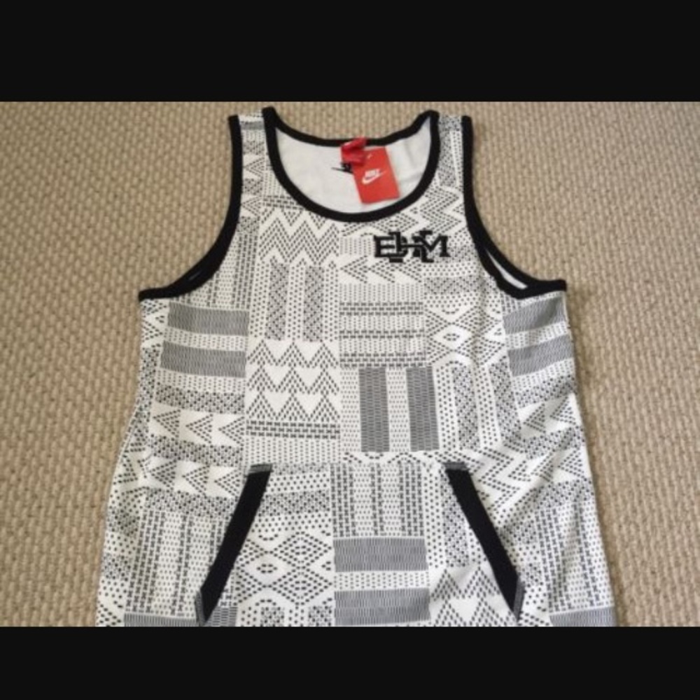 Nike bhm tank top