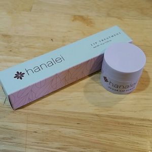 Hanalei lip treatment and scrub