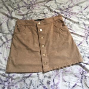 Suede khaki skirt with buttons