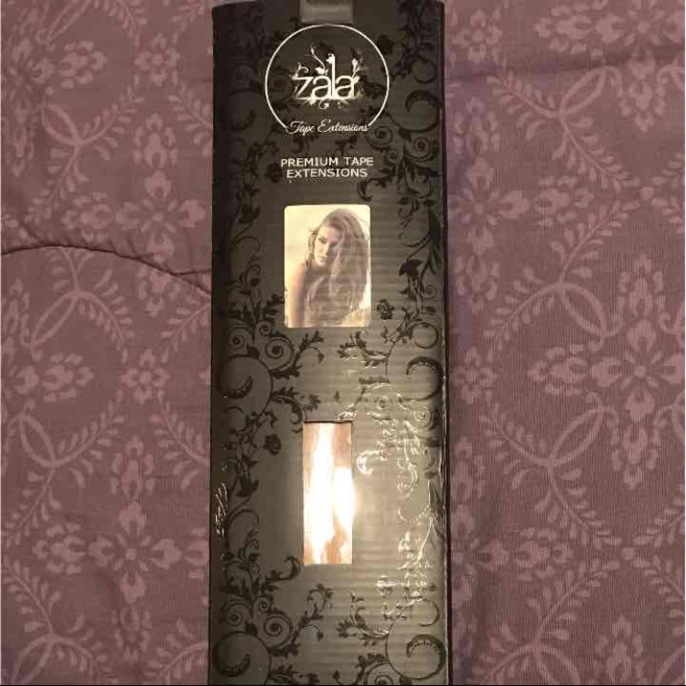 Tape in hair extensions