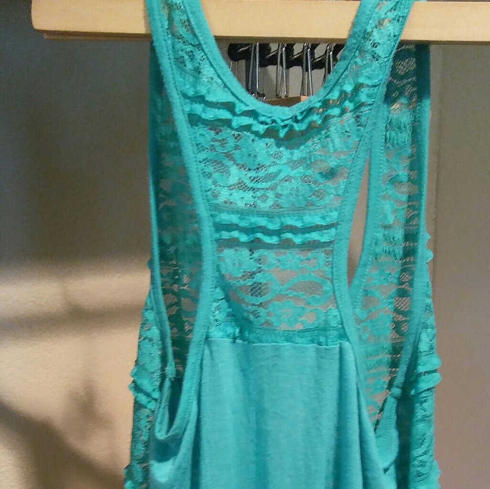 tank top - Picture 3 of 3