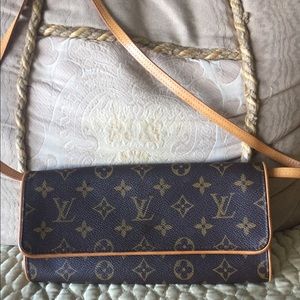 Authentic Louis Vuitton Purse
