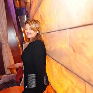 Meet your Posher, Ella