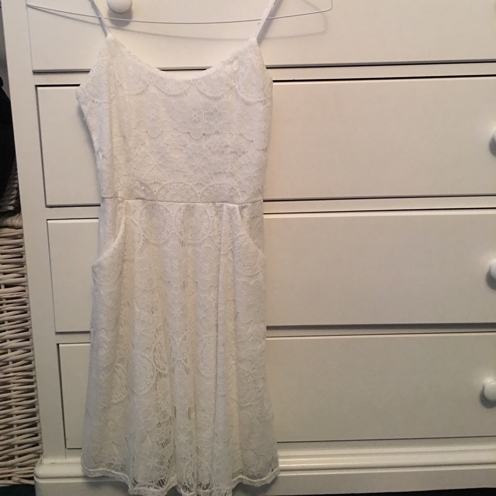 White lace dress