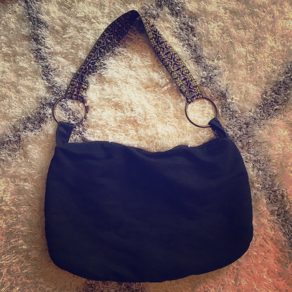 Guitar 🎸 strap black purse 🎶