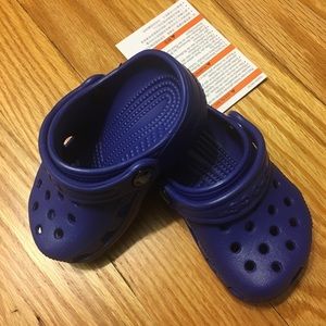 Baby crocs