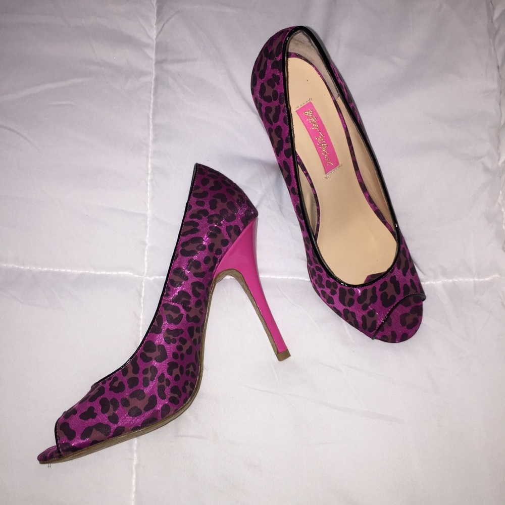 BETSEY JOHNSON HEELS