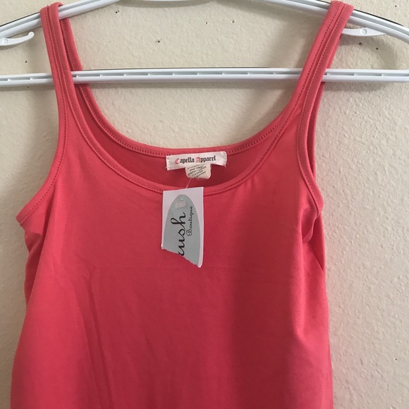 Basic pink tank - Picture 2 of 2