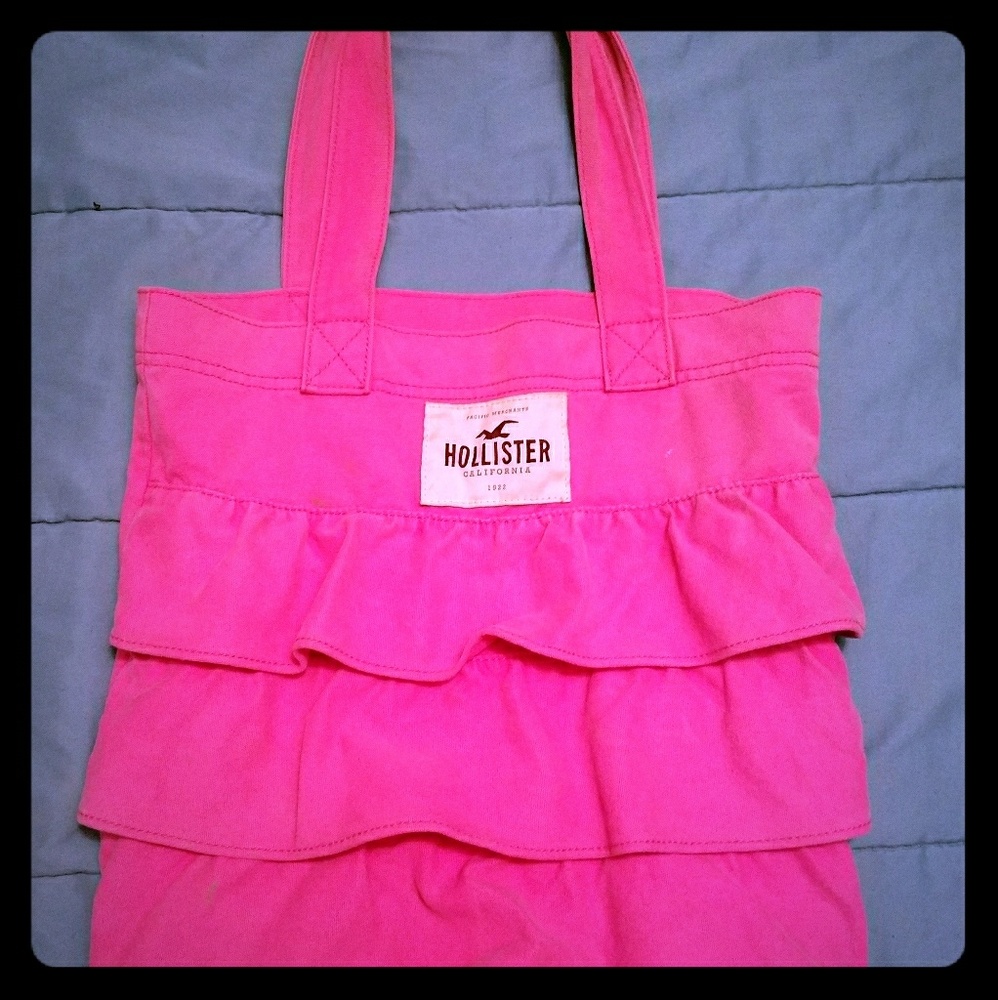 Hollister ruffled bag