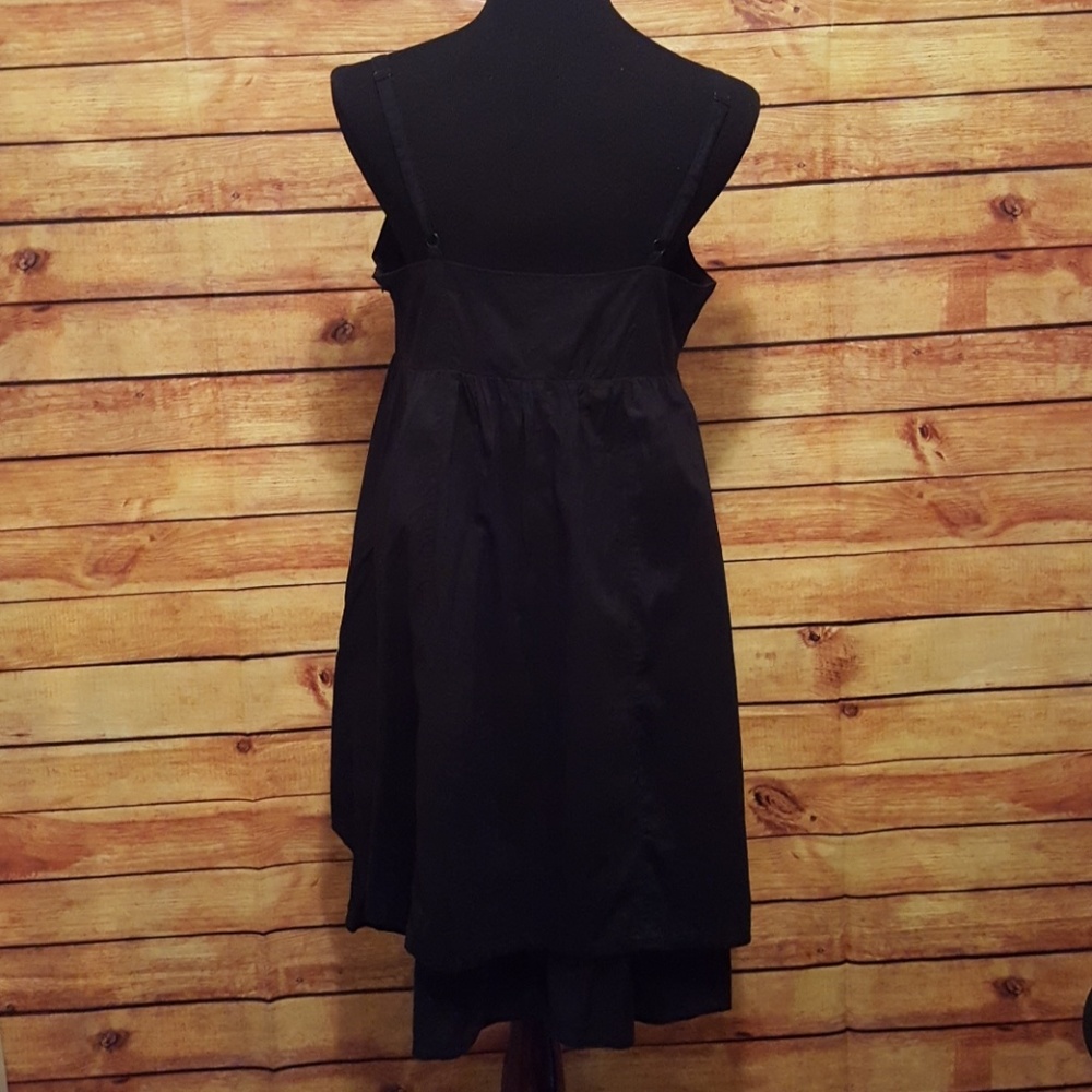 Sundress - Picture 2 of 5