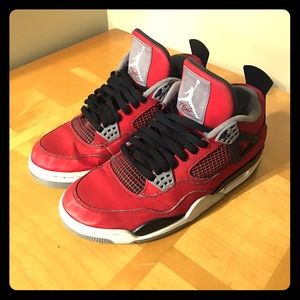 Air Jordan 4 Toro Bravo Size 9