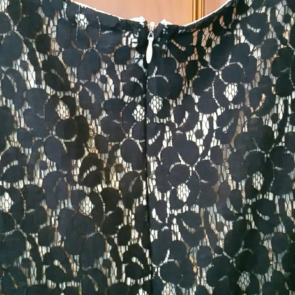 BLACK LACE DRESS - Picture 4 of 4