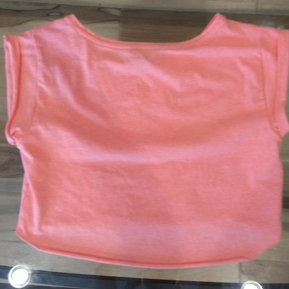 A crop top from JCPenney - Picture 4 of 6