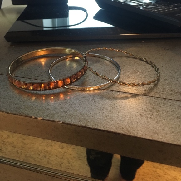 3 gold bangles set - Picture 1 of 1