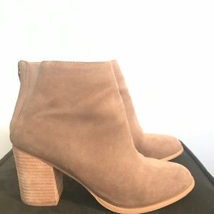 Urban Outfitter suede booties