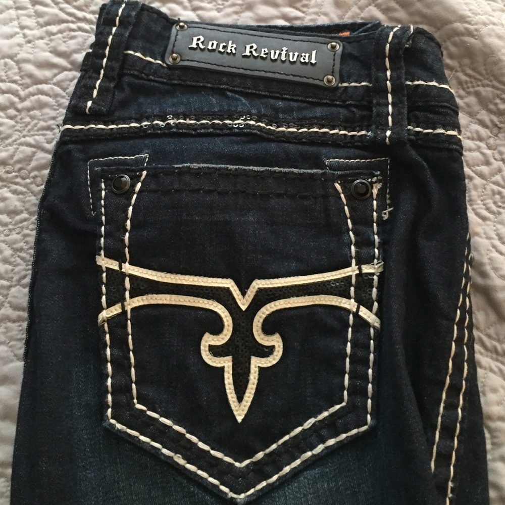 Size 32 Women's rock revival