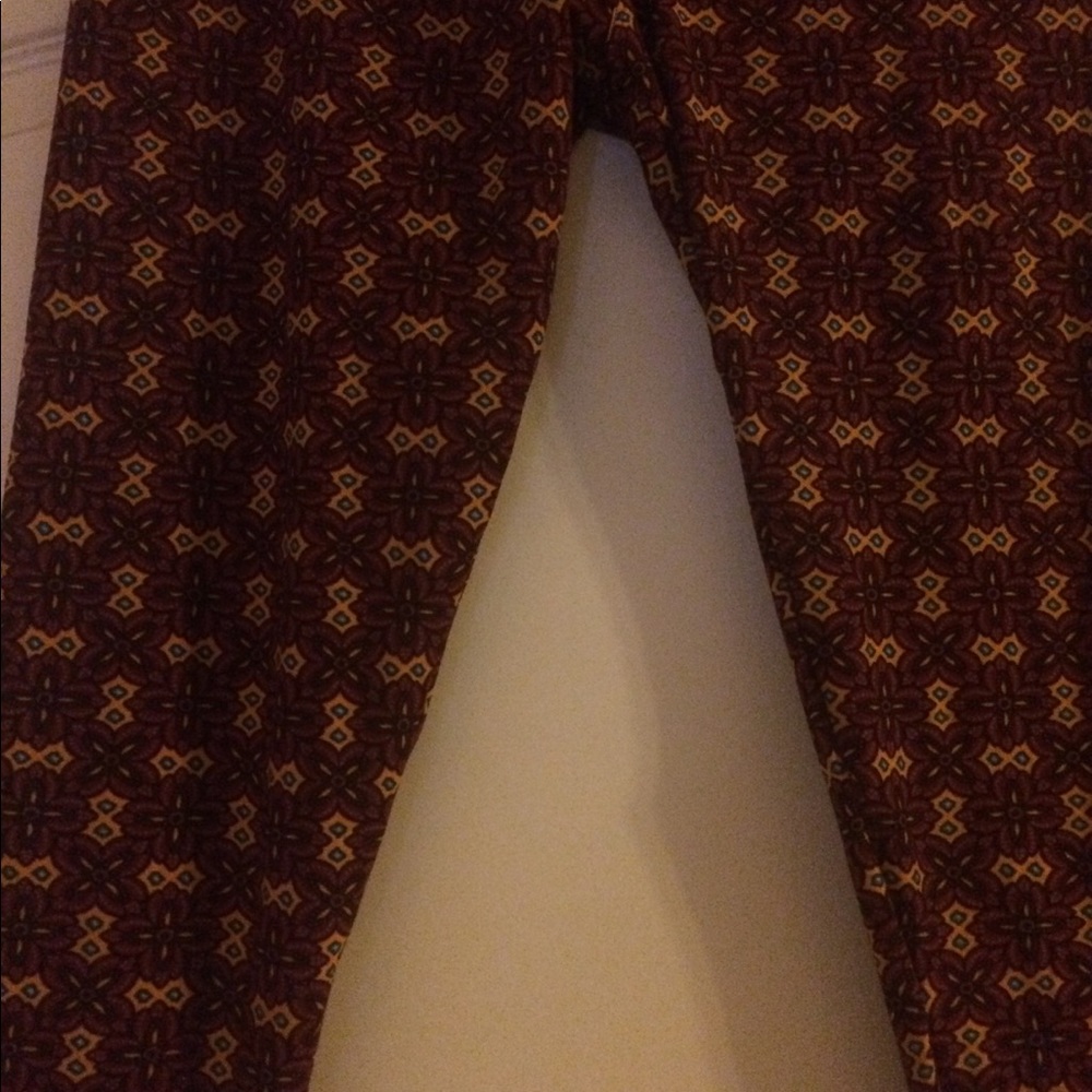 Lularoe Tall and Curvy leggings NWOT