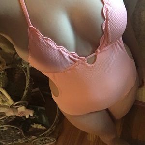 One piece bathing suit