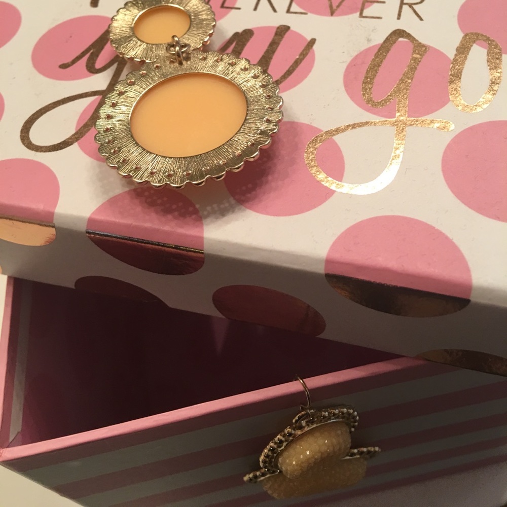 🌸🎀EARRINGS🎀🌸 - Picture 6 of 6