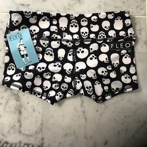 Skulls fleo shorts