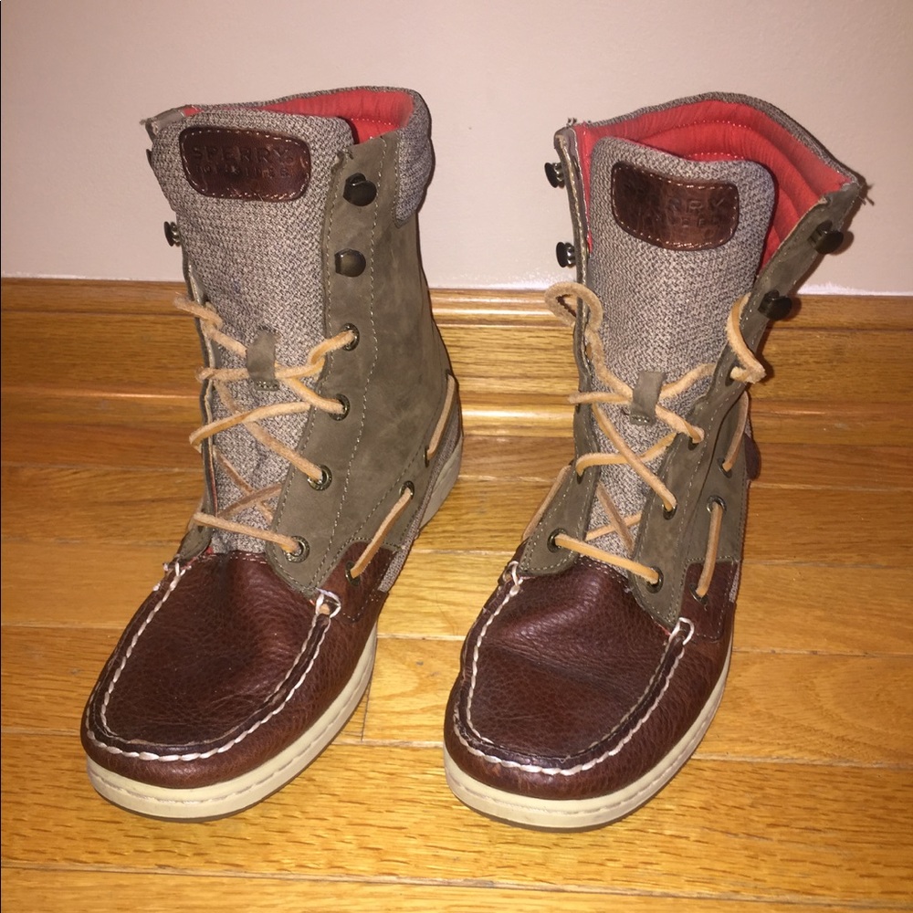 High top brown leather Sperry boots