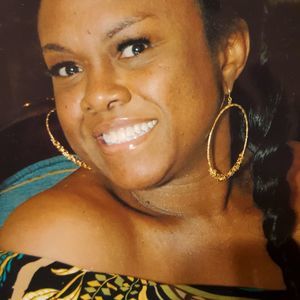 Meet your Posher, Denean