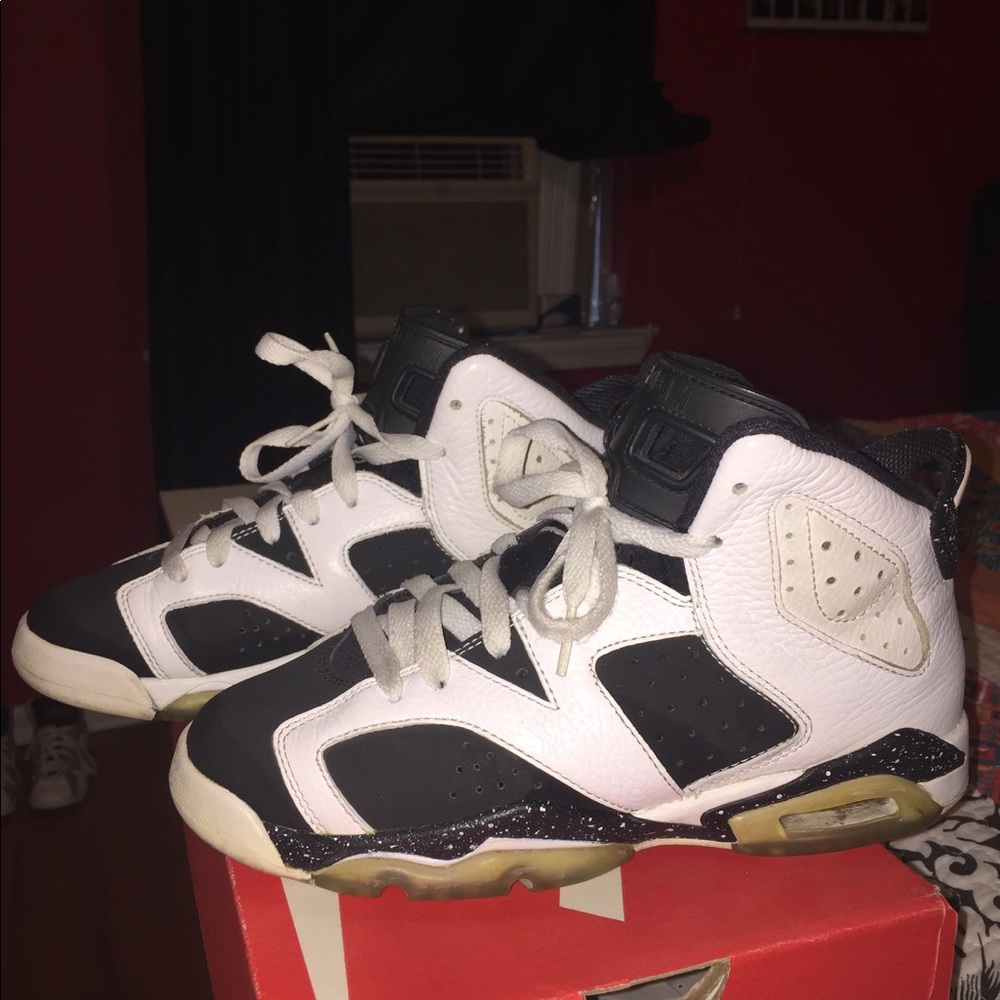 Air Jordan Retro 6 Oreos