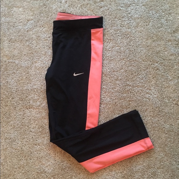 Nike Pants - Nike Dry-Fit Cropped Leggings