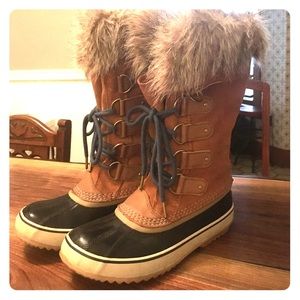 Sorel Joan of Arctic boots