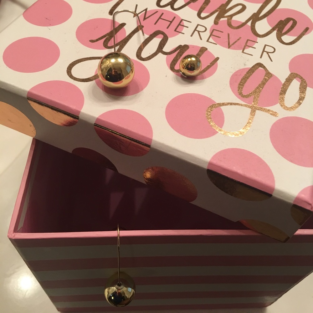✨🛍EARRINGS🛍✨ - Picture 5 of 6