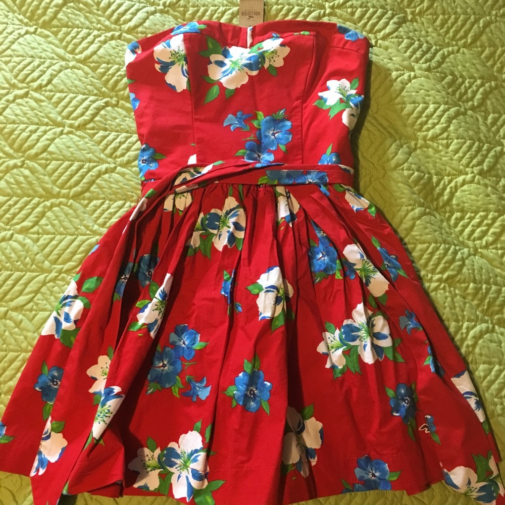 •NWOT• Hollister dress - Picture 1 of 1