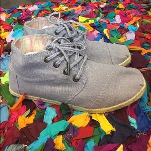 TOMS | Lavender Lace Ups