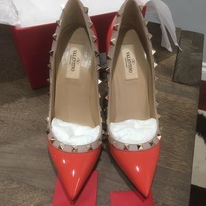 Valentino rockstud pumps