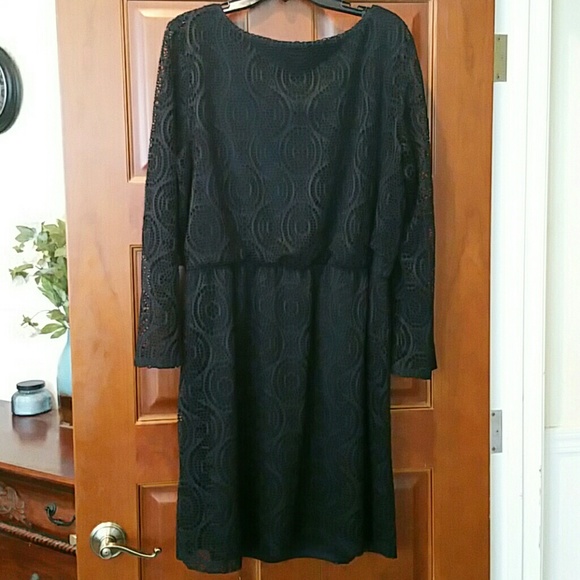 LACE PULLOVER DRESS - Picture 4 of 4