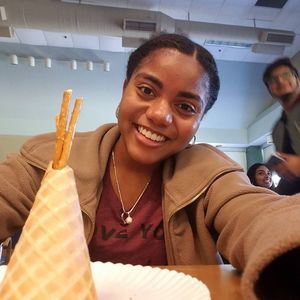 Meet your Posher, Natalie