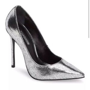 🔥TopShop Gamble Pointy Toe Pump NWT🔥