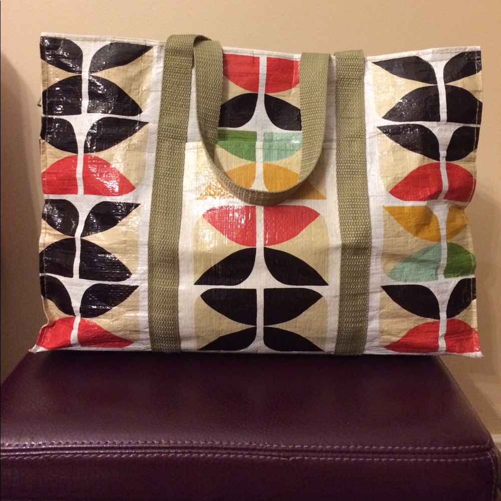 Blue Q Shoulder Tote