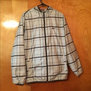 Men's Nike hooded windbreaker zip up