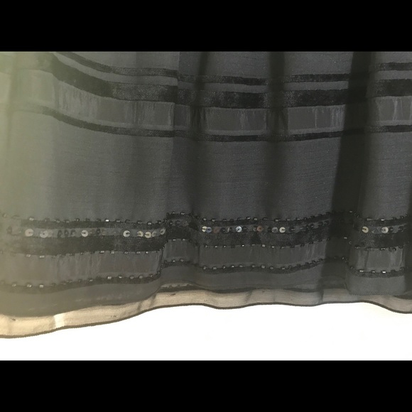 Guess black mini skirt size 10 - Picture 5 of 7