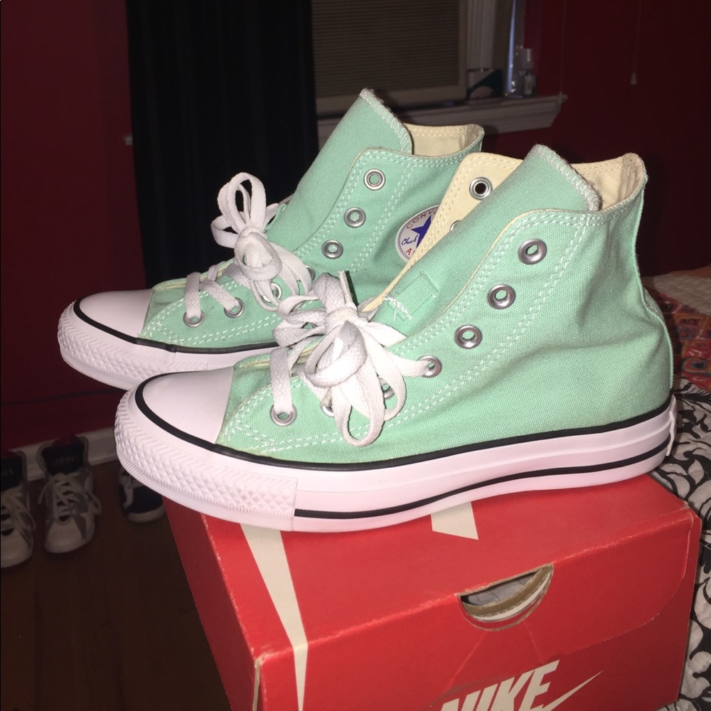 Converse all stars high top