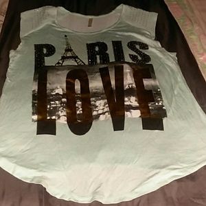 Super cute shirt Paris Love