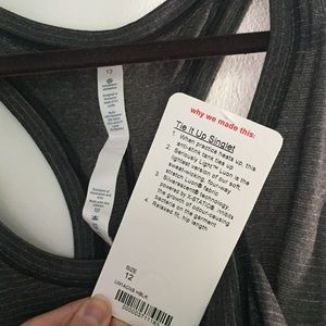 Lululemon Tie it Up Singlet. NWT. Gray size 12