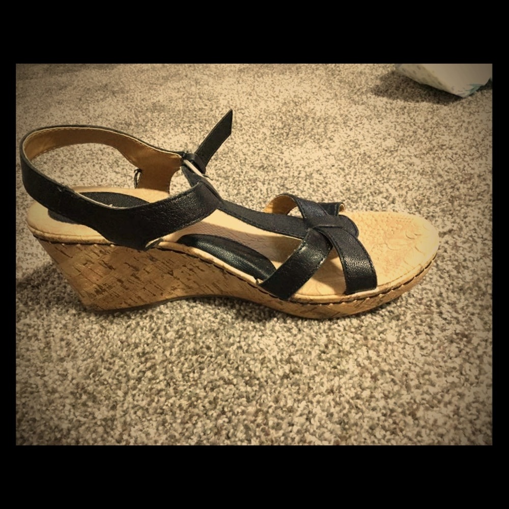 Womens sandals