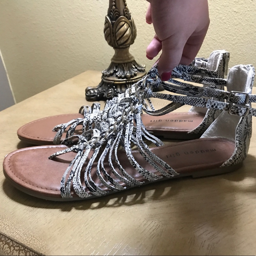 Snakeskin leather sandal