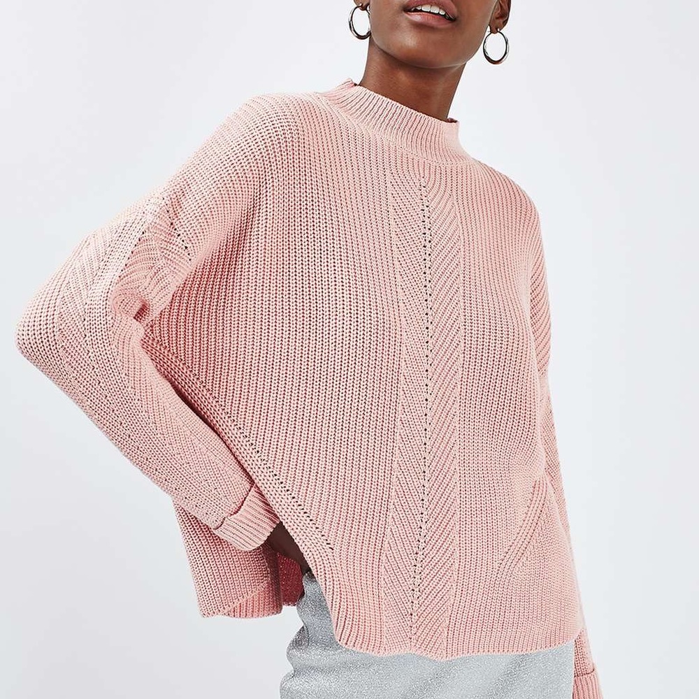 🌻NWOT - Topshop - Boxy Sweater 🌻