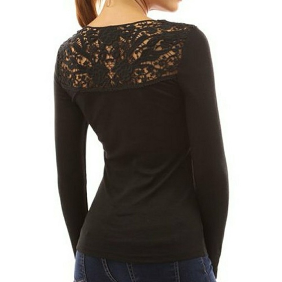 Beautiful Lace Detail V-Neck Tee - Picture 3 of 6