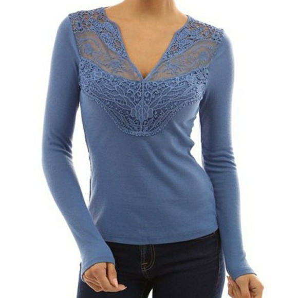 Beautiful Lace Detail V-Neck Tee - Picture 4 of 6