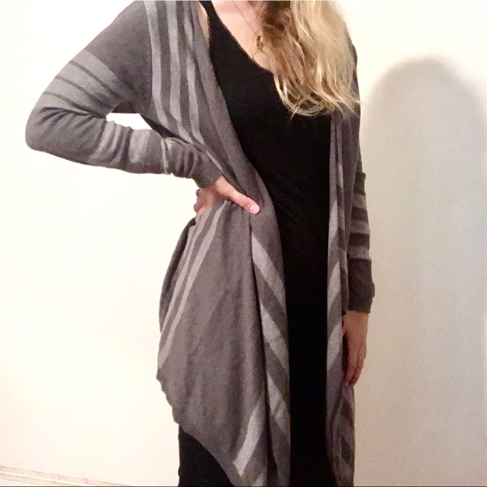 Fille a Suivre Oversized Grey Sweater