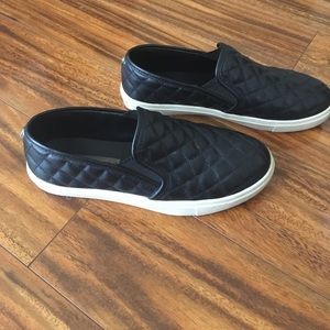 Steven madden Ecentrcq black quilted Sneaker