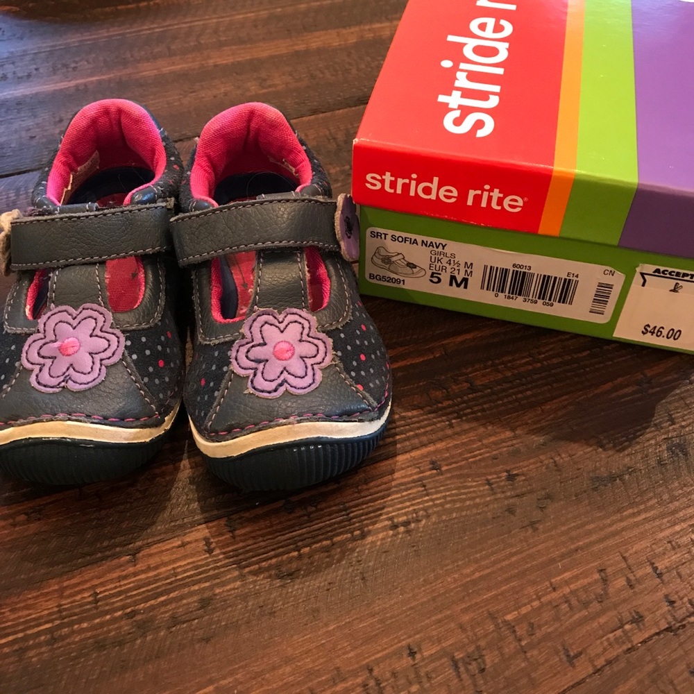 Stride rite Sofia in navy size 5
